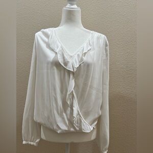 Women’s white blouse size 6, White House black market